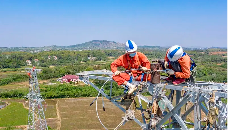 湖北首個不停電直流系統“掏芯”改造工程完工
